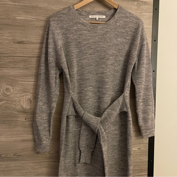 English Factory gray sweater dress with front tie - Picture 4 of 5